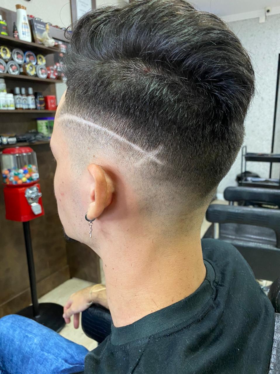 Corte de cabelo feito por Maycon