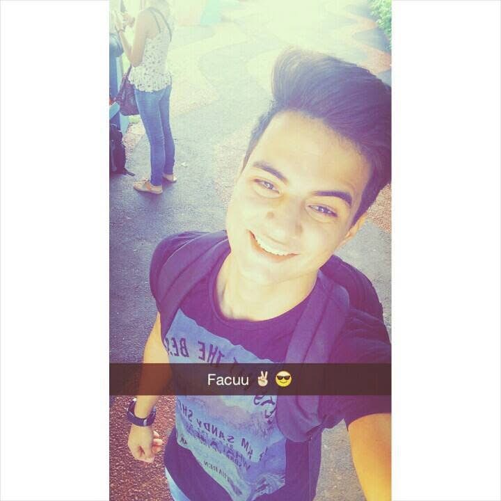 Maycon na faculdade